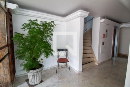 Apartamento à venda com 120m², 3 quartos e 1 vagaHall Social