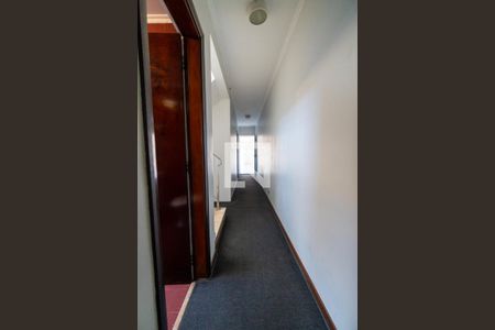 Casa para alugar com 204m², 3 quartos e 2 vagas Casa para alugar com 204m², 3 quartos e 2 vagasCorredor