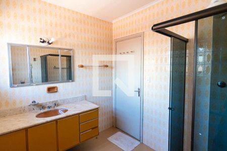Casa para alugar com 204m², 3 quartos e 2 vagas Casa para alugar com 204m², 3 quartos e 2 vagasBanheiro Social