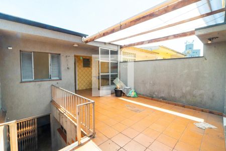 Casa para alugar com 204m², 3 quartos e 2 vagas Casa para alugar com 204m², 3 quartos e 2 vagasÁrea Externa