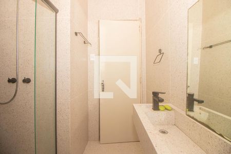 Apartamento à venda com 115m², 3 quartos e sem vaga Apartamento à venda com 115m², 3 quartos e sem vagaBanheiro Social