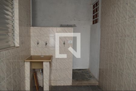 Casa para alugar com 50m², 1 quarto e sem vagaÁrea de Serviço