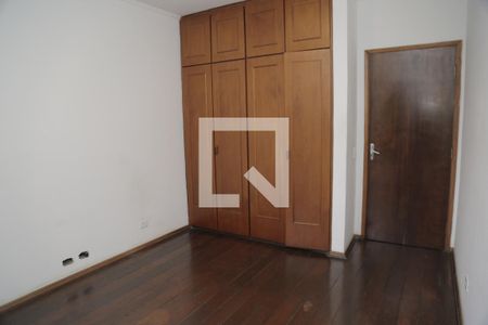 Quarto 1 de casa de condomínio para alugar com 5 quartos, 280m² em City América, São Paulo