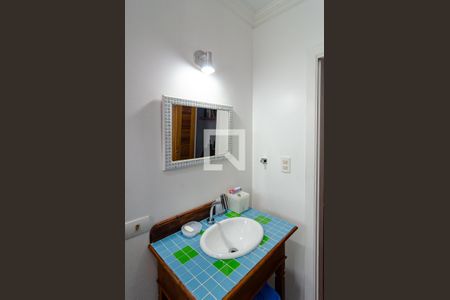 Casa à venda com 200m², 3 quartos e 2 vagasBanheiro da Suíte 1