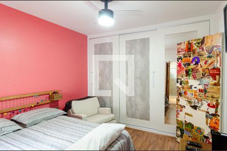 Casa à venda com 200m², 3 quartos e 2 vagasSuíte 2