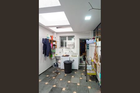 Casa à venda com 200m², 3 quartos e 2 vagasÁrea de Serviço