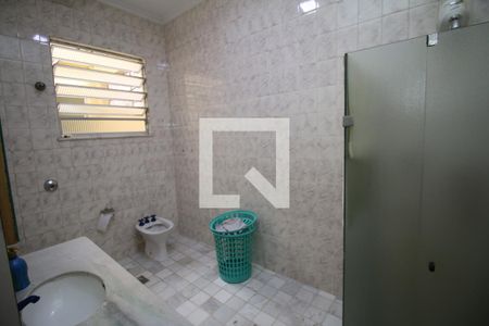 Casa à venda com 329m², 5 quartos e 3 vagasBanheiro Social 2
