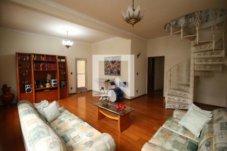 Sala 1 de casa à venda com 5 quartos, 329m² em Penha Circular, Rio de Janeiro