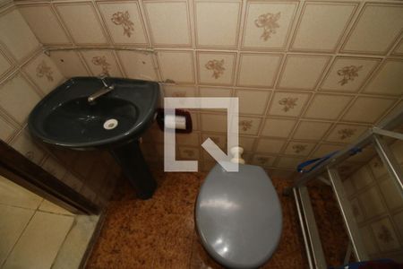 Casa à venda com 329m², 5 quartos e 3 vagasBanheiro da Suíte 2