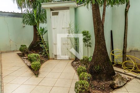 Casa para alugar com 500m², 4 quartos e 2 vagasÁrea  Externa-Porta de entrada