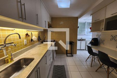 Apartamento à venda com 80m², 2 quartos e 1 vaga Apartamento à venda com 80m², 2 quartos e 1 vagaCozinha