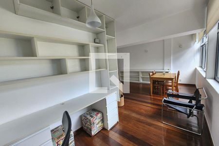Apartamento à venda com 80m², 2 quartos e 1 vaga Apartamento à venda com 80m², 2 quartos e 1 vagaEscritório