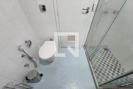 Apartamento à venda com 80m², 2 quartos e 1 vaga Apartamento à venda com 80m², 2 quartos e 1 vagaBanheiro