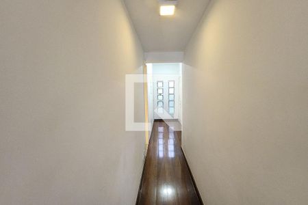 Apartamento à venda com 80m², 2 quartos e 1 vaga Apartamento à venda com 80m², 2 quartos e 1 vagaCorredor