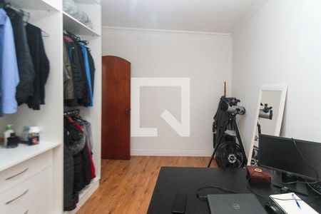 Casa à venda com 240m², 3 quartos e 2 vagasQuarto 03