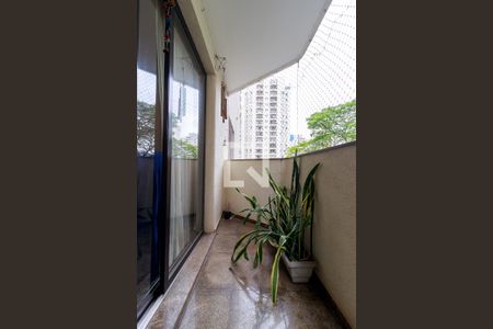 Sala - Varanda de apartamento à venda com 3 quartos, 100m² em Campo Belo, São Paulo