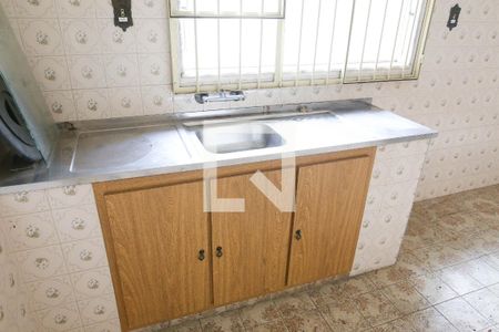 Casa à venda com 399m², 5 quartos e 8 vagasCozinha 2