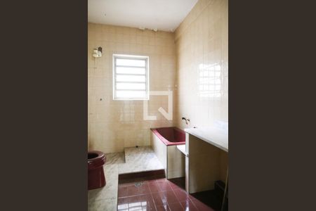 Casa à venda com 399m², 5 quartos e 8 vagasBanheiro 3