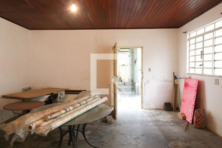 Casa à venda com 399m², 5 quartos e 8 vagasGalpão