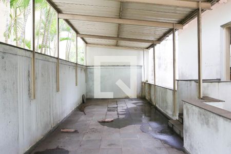 Casa à venda com 399m², 5 quartos e 8 vagasÁrea de Serviço