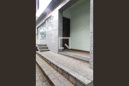 Casa à venda com 399m², 5 quartos e 8 vagasÁrea Externa