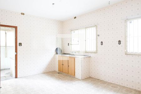 Casa à venda com 399m², 5 quartos e 8 vagasCozinha 2