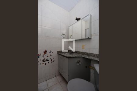 Apartamento à venda com 50m², 2 quartos e 1 vaga Apartamento à venda com 50m², 2 quartos e 1 vagaBanheiro