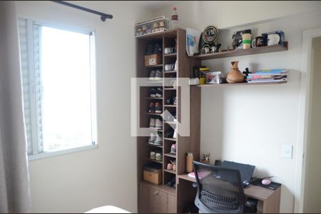 Apartamento à venda com 57m², 2 quartos e 1 vagaQuarto 2