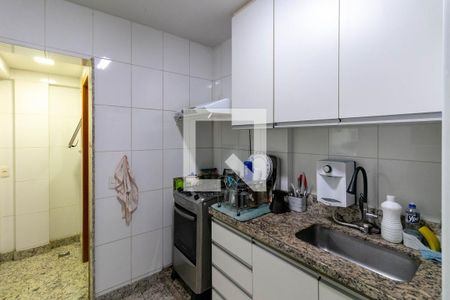Apartamento à venda com 133m², 2 quartos e 3 vagasCozinha