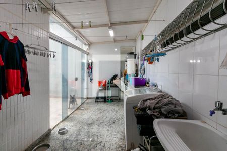 Apartamento à venda com 133m², 2 quartos e 3 vagasÁrea de Serviço