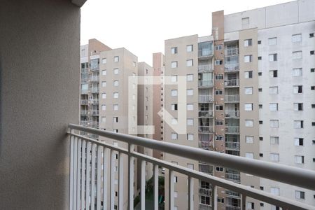 Sacada de apartamento para alugar com 2 quartos, 51m² em Vila Cunha Bueno, São Paulo