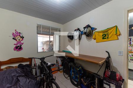 Quarto 1 de casa de condomínio para alugar com 2 quartos, 60m² em Santa Cândida, Curitiba