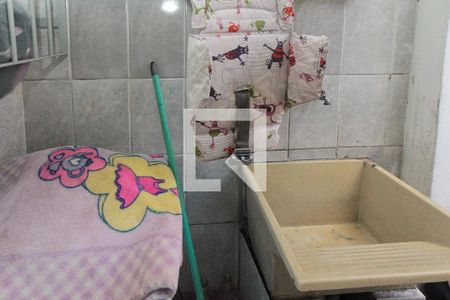 Casa à venda com 148m², 4 quartos e 2 vagas Casa à venda com 148m², 4 quartos e 2 vagasÁrea de Serviço