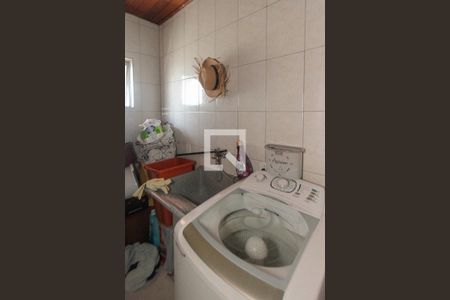 Casa à venda com 148m², 4 quartos e 2 vagas Casa à venda com 148m², 4 quartos e 2 vagasÁrea de Serviço