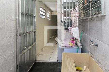 Casa à venda com 148m², 4 quartos e 2 vagas Casa à venda com 148m², 4 quartos e 2 vagasÁrea de Serviço