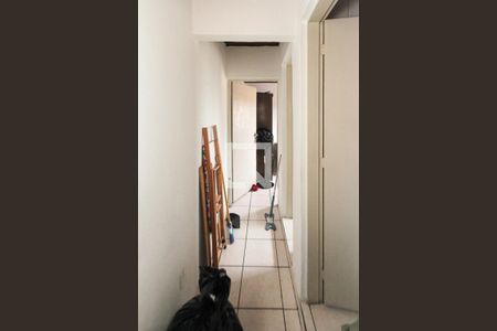 Casa à venda com 148m², 4 quartos e 2 vagas Casa à venda com 148m², 4 quartos e 2 vagasCorredor Casa 02