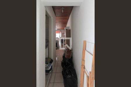 Casa à venda com 148m², 4 quartos e 2 vagas Casa à venda com 148m², 4 quartos e 2 vagasCorredor Casa 02