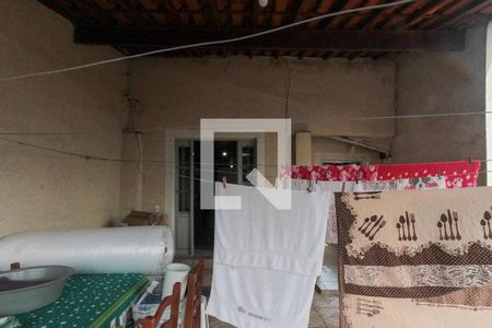 Casa à venda com 148m², 4 quartos e 2 vagas Casa à venda com 148m², 4 quartos e 2 vagasQuintal