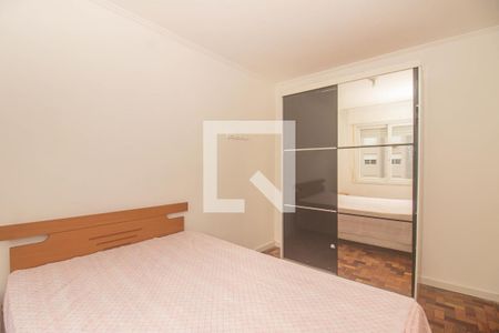 Quarto de apartamento para alugar com 1 quarto, 45m² em Jardim Lindóia, Porto Alegre