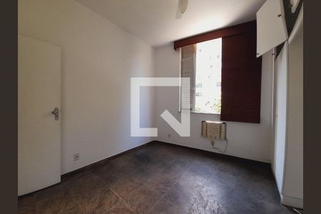 Apartamento à venda com 100m², 3 quartos e sem vagaQuarto