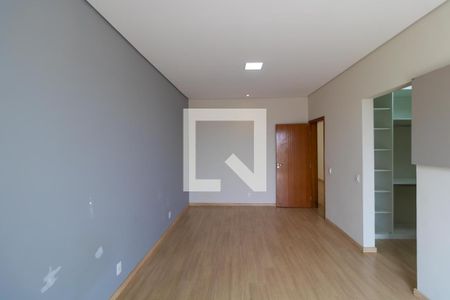 Casa de condomínio para alugar com 260m², 3 quartos e 4 vagas Casa de condomínio para alugar com 260m², 3 quartos e 4 vagasSuíte 03