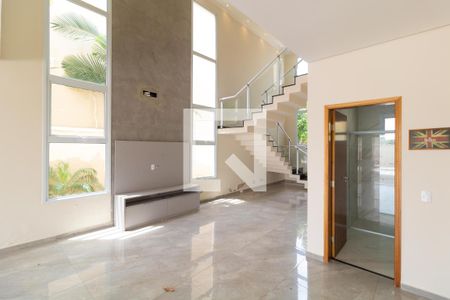 Casa de condomínio para alugar com 260m², 3 quartos e 4 vagas Casa de condomínio para alugar com 260m², 3 quartos e 4 vagasSalas