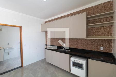 Casa de condomínio para alugar com 260m², 3 quartos e 4 vagas Casa de condomínio para alugar com 260m², 3 quartos e 4 vagasCozinha