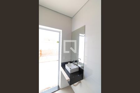 Casa de condomínio para alugar com 260m², 3 quartos e 4 vagas Casa de condomínio para alugar com 260m², 3 quartos e 4 vagasBanheiro 02