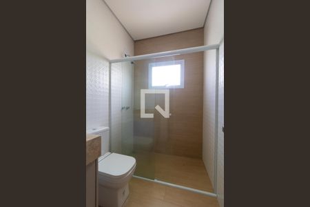 Casa de condomínio para alugar com 260m², 3 quartos e 4 vagas Casa de condomínio para alugar com 260m², 3 quartos e 4 vagasBanheiro da Suíte 03