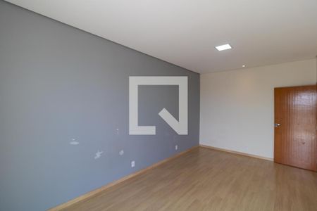 Casa de condomínio para alugar com 260m², 3 quartos e 4 vagas Casa de condomínio para alugar com 260m², 3 quartos e 4 vagasSuíte 03