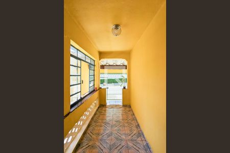 Casa à venda com 119m², 3 quartos e 1 vagaVaranda