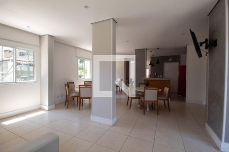 Apartamento para alugar com 50m², 2 quartos e 1 vaga Apartamento para alugar com 50m², 2 quartos e 1 vagaÁrea comum - Salão de festas