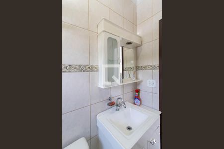 Casa à venda com 200m², 5 quartos e 4 vagasBanheiro