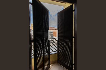 Casa à venda com 200m², 5 quartos e 4 vagasVaranda da Suíte 2